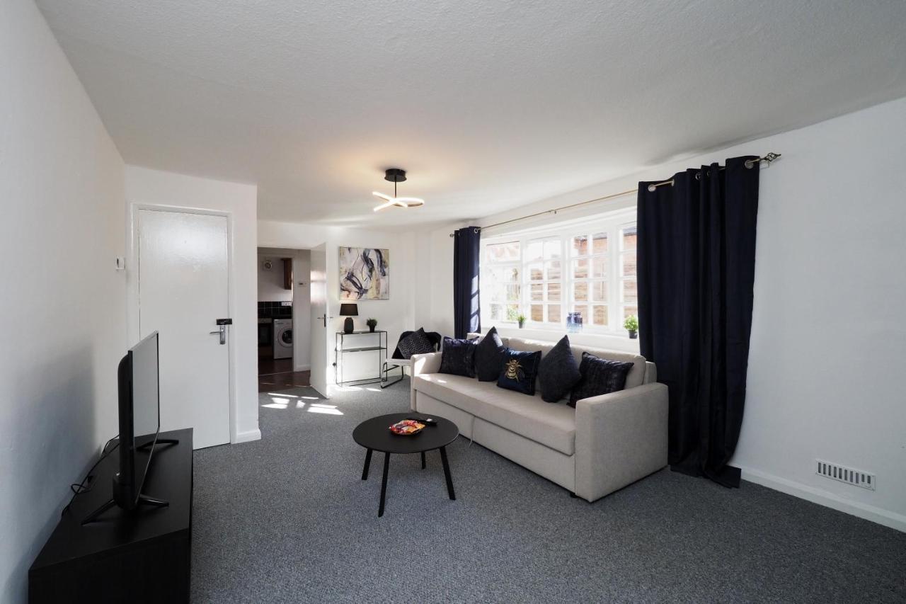 Home In Wellesbourne - Contractors - Families - Reduced Rates Buitenkant foto